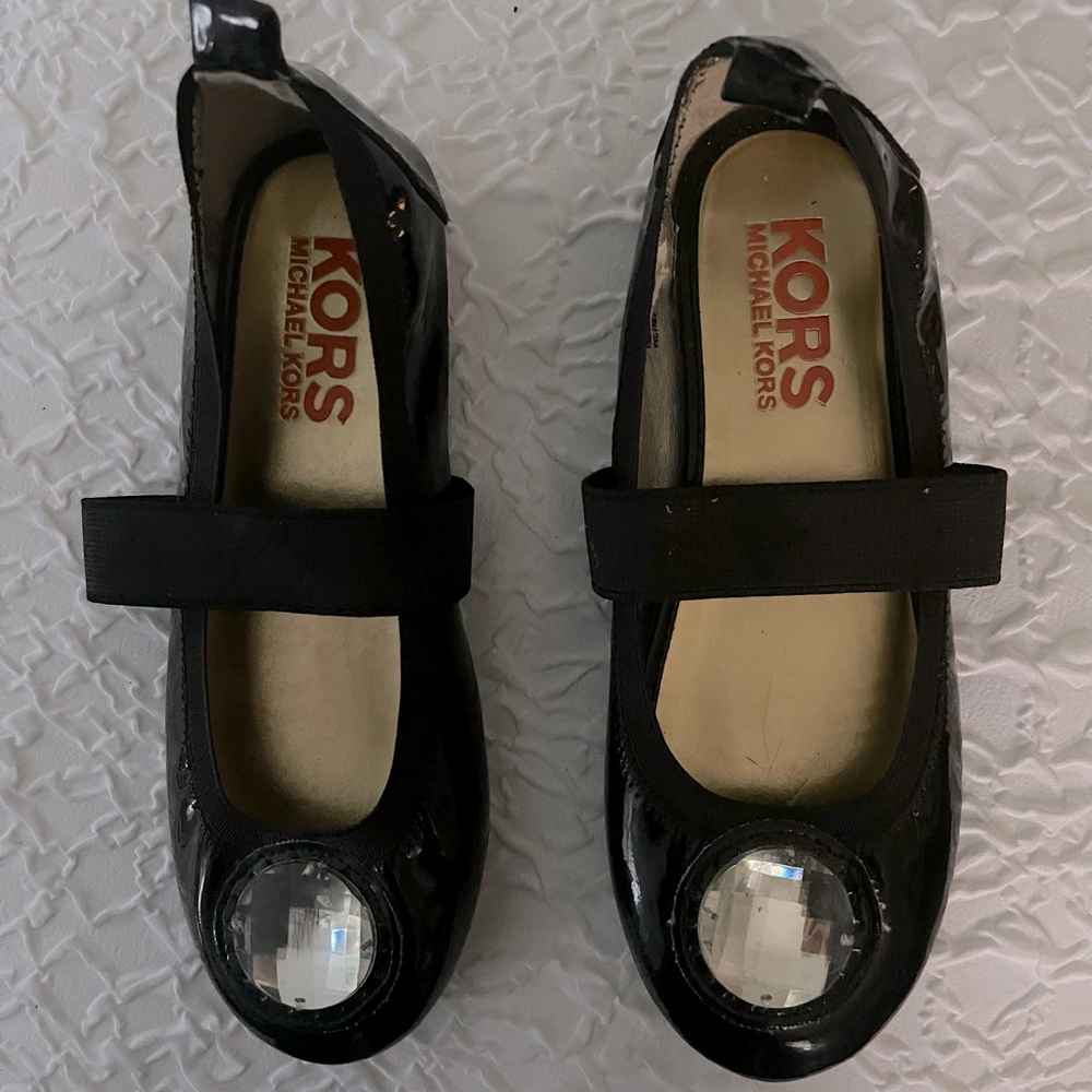 Michael Kors Black Patent Leather Mary Janes w elastic strap Girls Sz 3 EUC